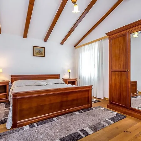 Ferlin Pensjonat Žminj