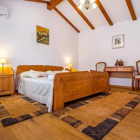 Ferlin Guest house